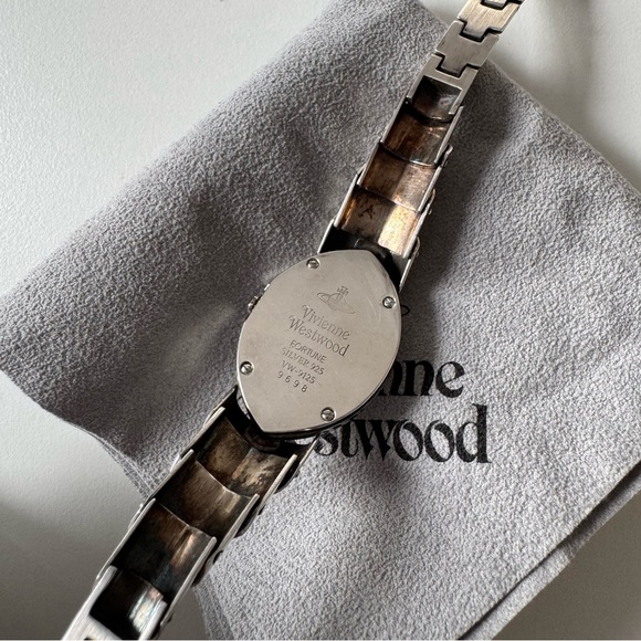 Vivienne Westwood Armor Vintage Watch - Picture 7 of 7